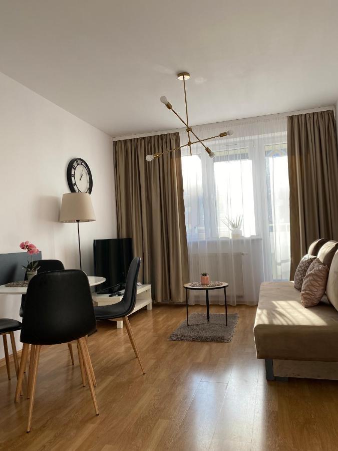 Apartament Trzech Stolic กอร์ซุฟเวียลคอปอลสกี ภายนอก รูปภาพ