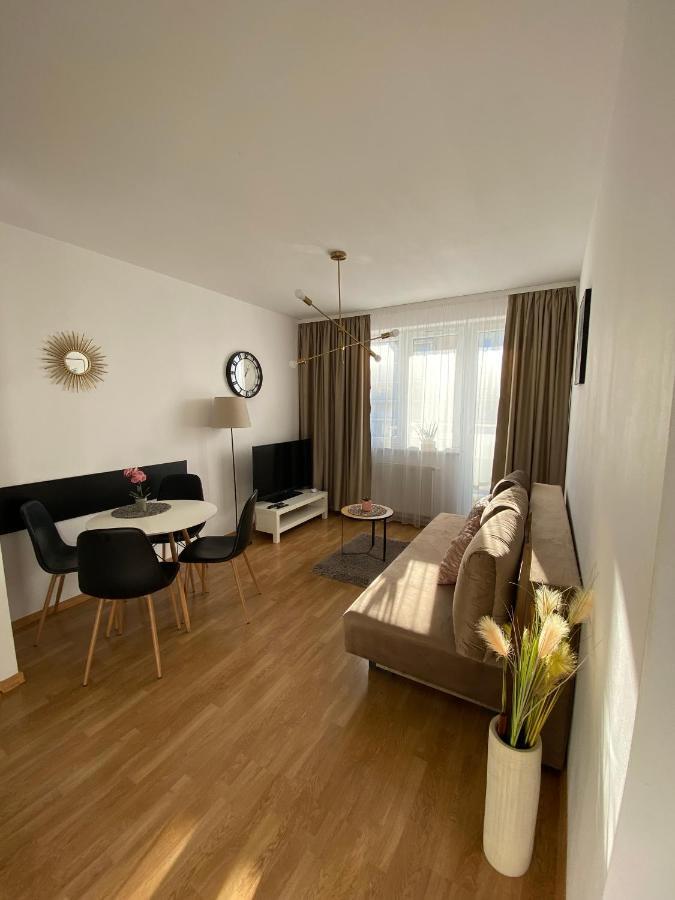 Apartament Trzech Stolic กอร์ซุฟเวียลคอปอลสกี ภายนอก รูปภาพ